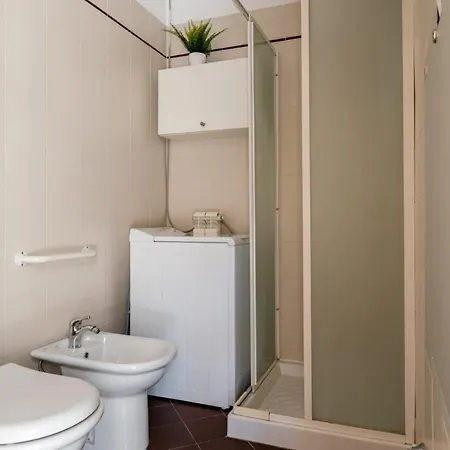 { White Garden } -comfort, Parking & Wi-fi- Apartmán Lucca